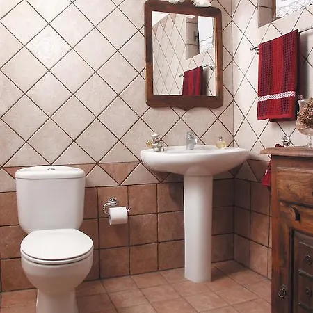 Anastasia Luxury Ano Gavrio